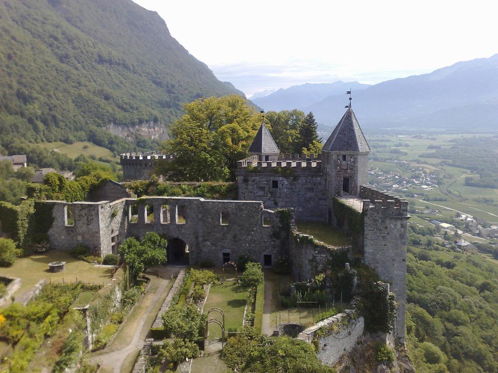 Maison De Savoie Saint-Pierre-dʼAlbigny Exterior foto